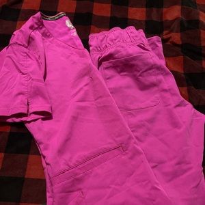 XS Vince Camuto Hot Pink Scrub Set